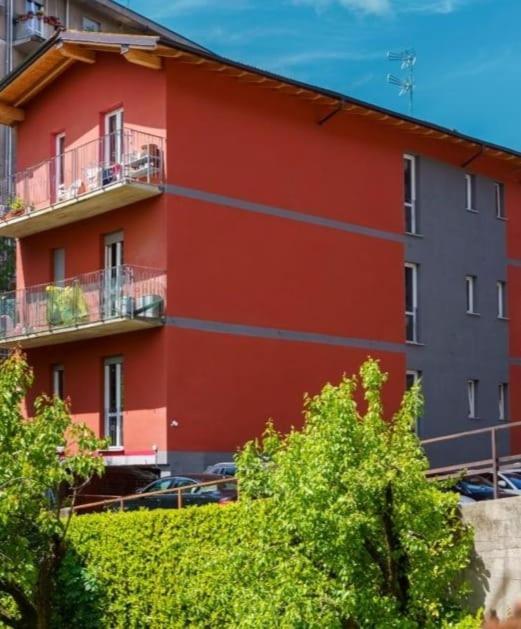 The Orange Housing In Como Eksteriør billede