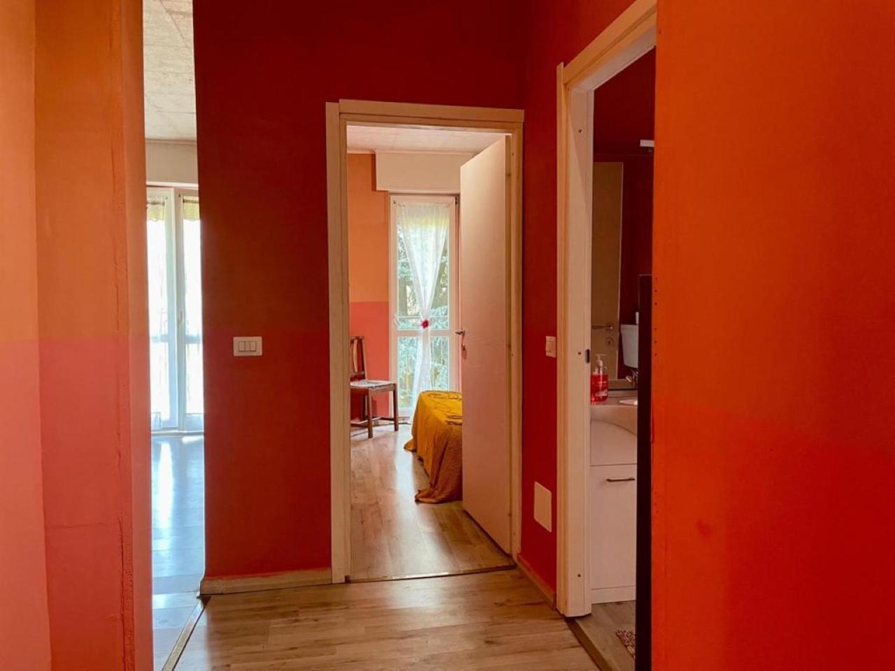 The Orange Housing In Como Eksteriør billede